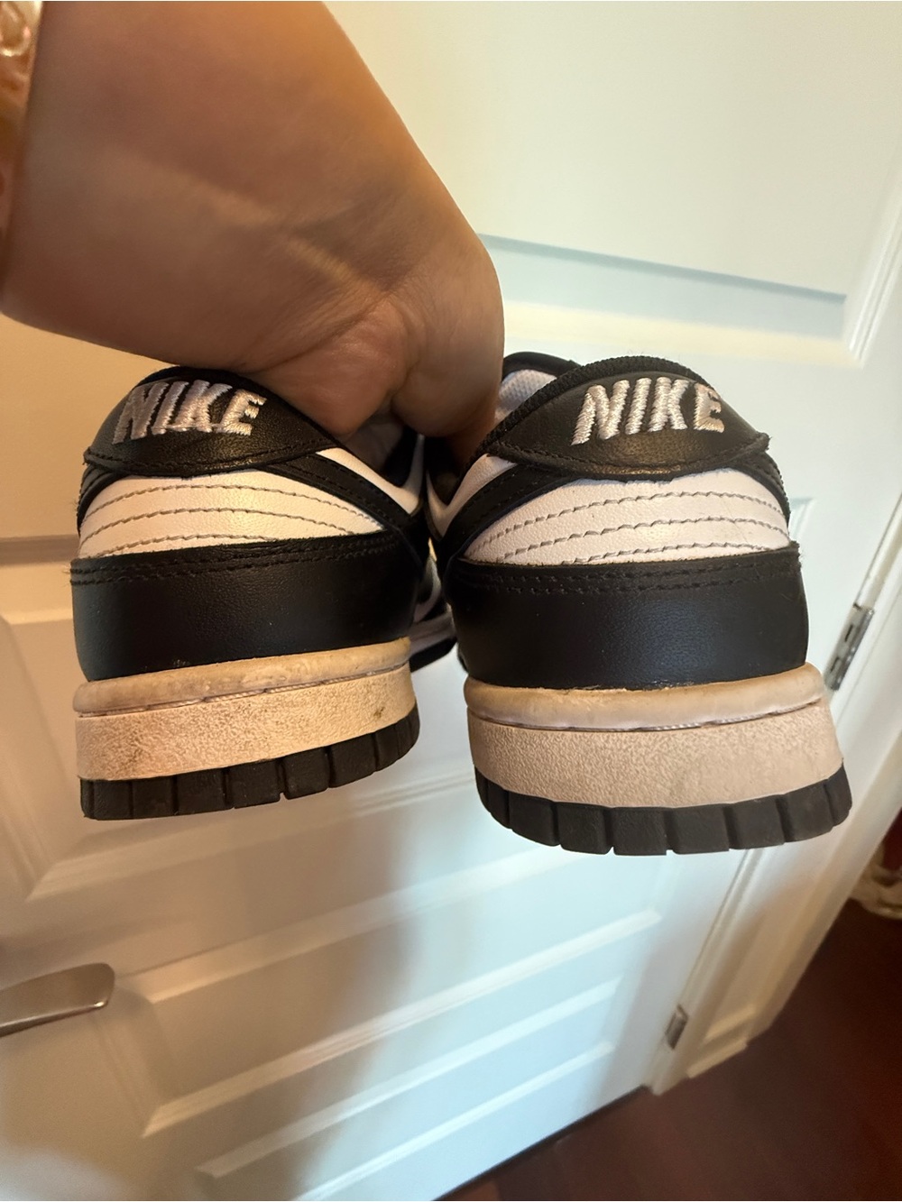 Nike Panda Dunks - Picture 4 of 4